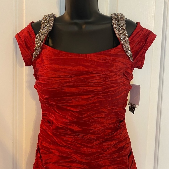 “ALEX EVENINGS” Ruched Cocktail Dress - Picture 9 of 16